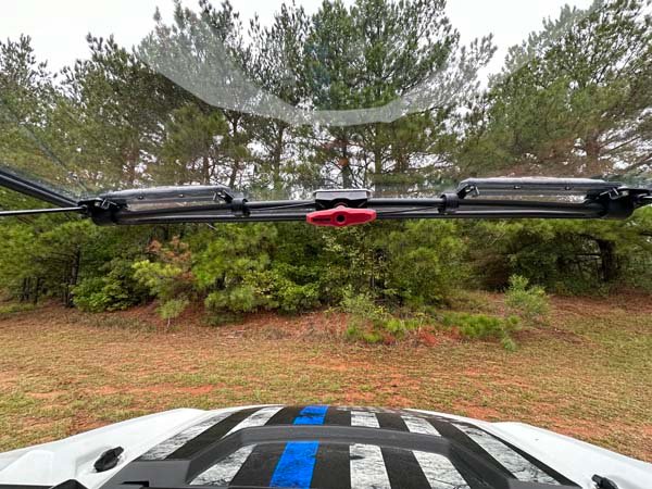 50-50224KIT - Seizmik Polaris General Vented Flip Windshield