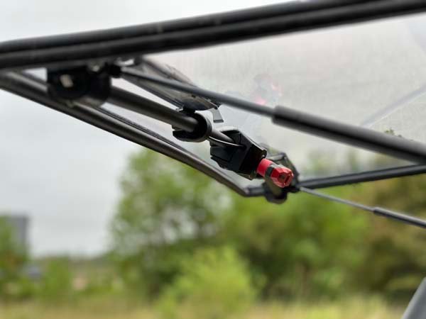 50-50224KIT - Seizmik Polaris General Vented Flip Windshield