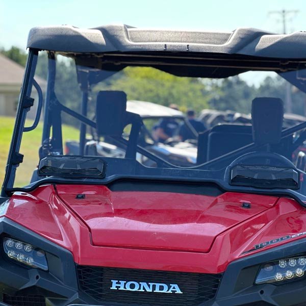 50-50495KIT - Seizmik Honda Pioneer 1000 Vented Windshield