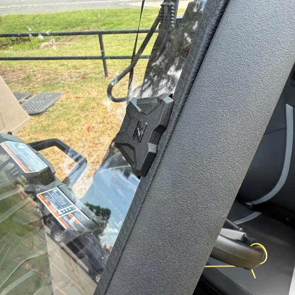 Can-Am Maverick Trail Windshield Seizmik Versa Vent Toolless